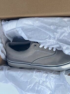 NIB Sperry Striper fabric shoes Size 10 US